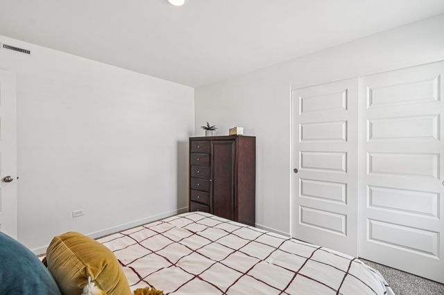 2453 Semillon Street, Oswego, IL 60543