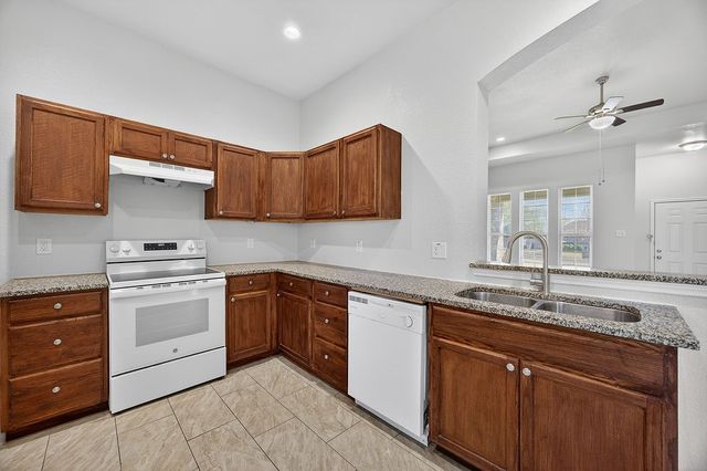 625 Green Mound Drive, Glenn Heights, TX 75154