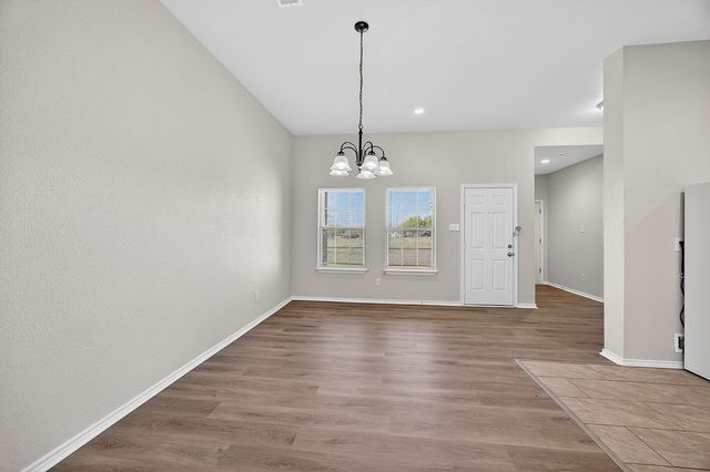 625 Green Mound Drive, Glenn Heights, TX 75154