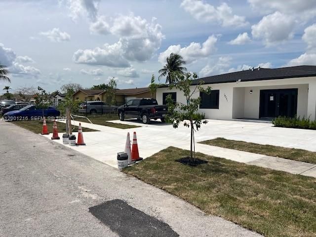14231 SW 286th St, Homestead, FL 33033