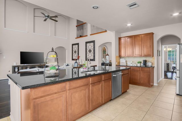 1728 Coral Cliff Drive, Dickinson, TX 77539