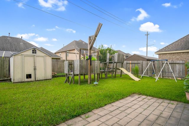 1728 Coral Cliff Drive, Dickinson, TX 77539