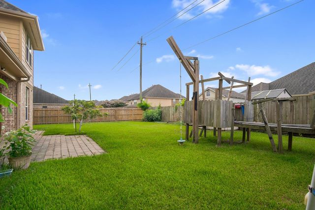1728 Coral Cliff Drive, Dickinson, TX 77539