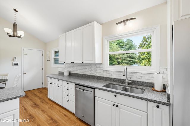 56 Hope Road, Tinton Falls, NJ 07724