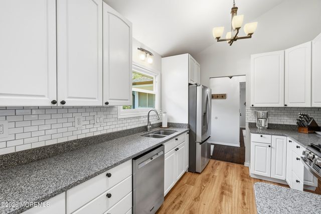 56 Hope Road, Tinton Falls, NJ 07724