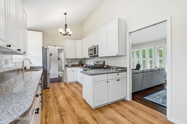 56 Hope Road, Tinton Falls, NJ 07724
