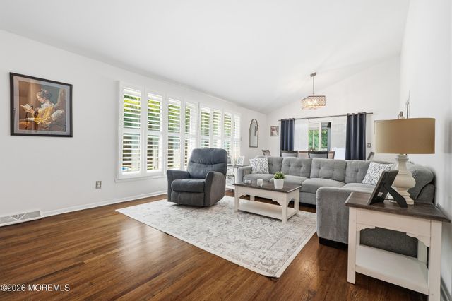 56 Hope Road, Tinton Falls, NJ 07724
