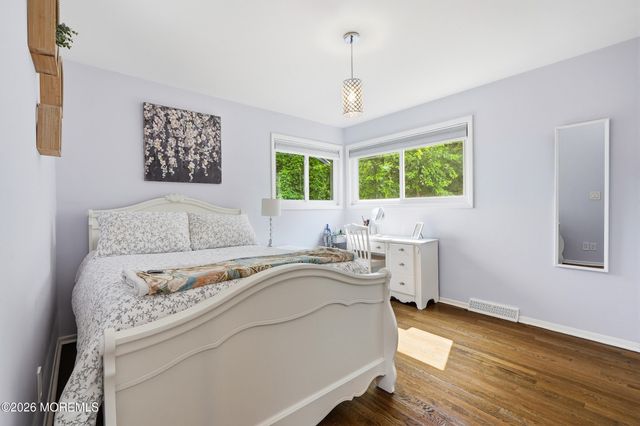 56 Hope Road, Tinton Falls, NJ 07724