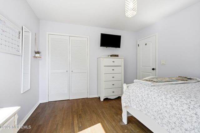 56 Hope Road, Tinton Falls, NJ 07724