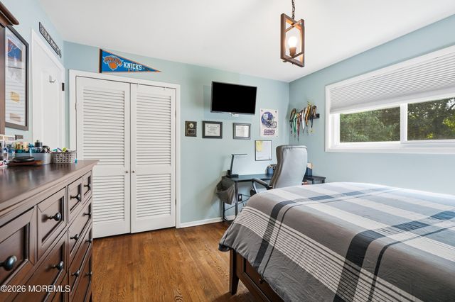 56 Hope Road, Tinton Falls, NJ 07724