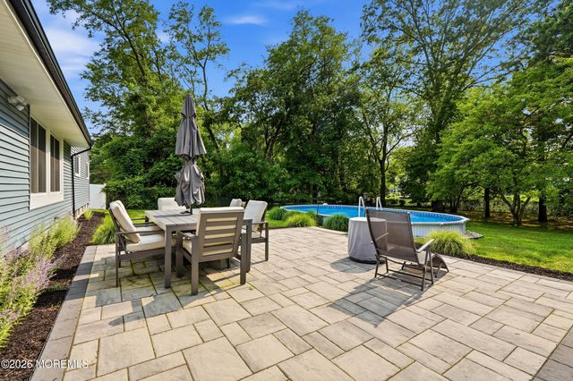 56 Hope Road, Tinton Falls, NJ 07724