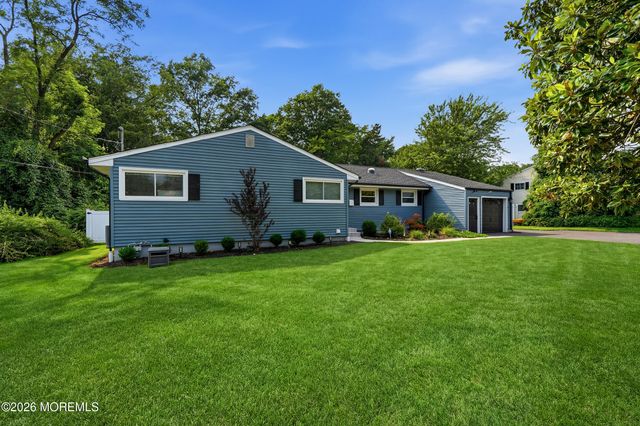 56 Hope Road, Tinton Falls, NJ 07724