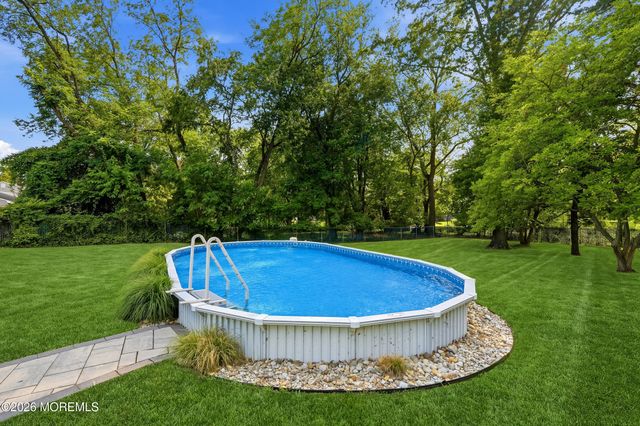 56 Hope Road, Tinton Falls, NJ 07724