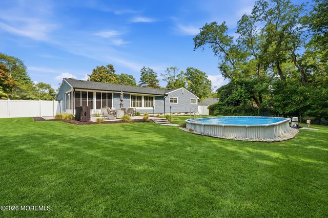 56 Hope Road, Tinton Falls, NJ 07724