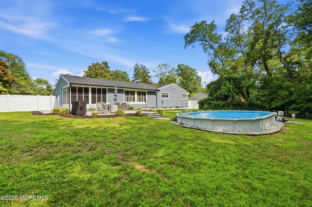56 Hope Road, Tinton Falls, NJ 07724
