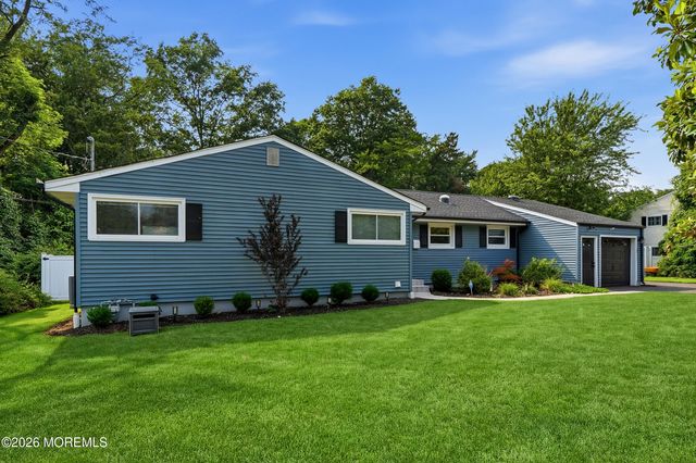 56 Hope Road, Tinton Falls, NJ 07724