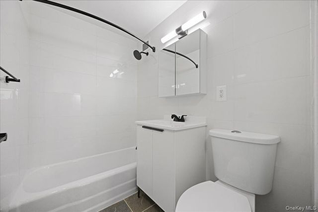 825 Morrison Avenue 10A, Bronx, NY 10473