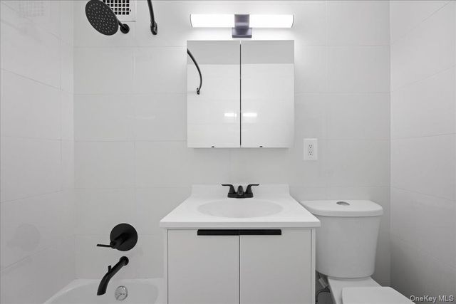 825 Morrison Avenue 10A, Bronx, NY 10473