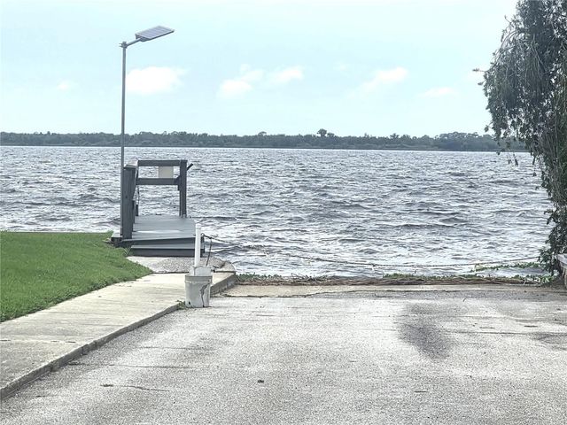 628 LAKESIDE RANCH LANE, Winter Haven, FL 33881