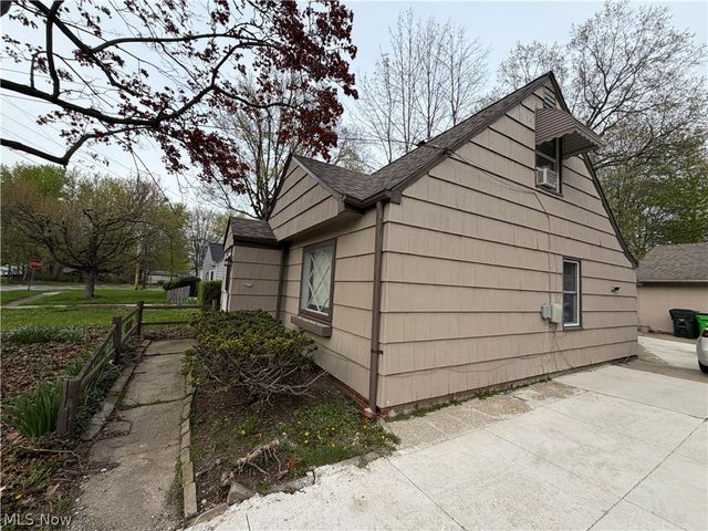 23340 Williams Avenue, Euclid, OH 44123