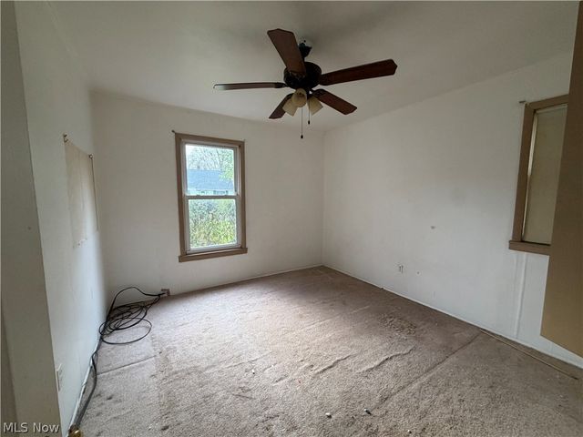 23340 Williams Avenue, Euclid, OH 44123