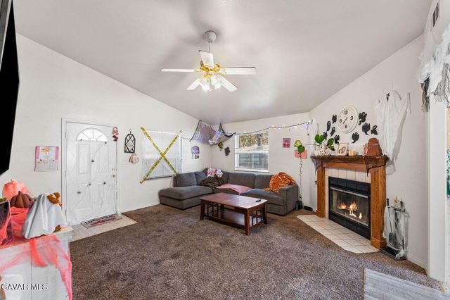 18330 Basil Drive, Tehachapi, CA 93561