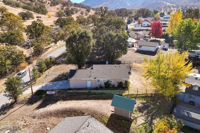 18330 Basil Drive, Tehachapi, CA 93561