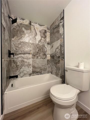 3711 Grandview Drive W, University Place, WA 98465