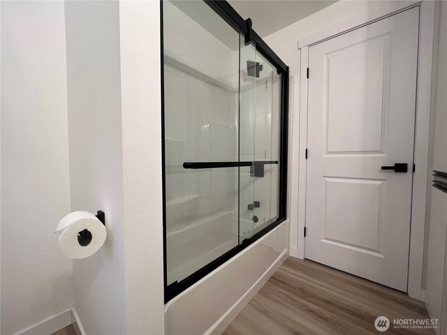 3711 Grandview Drive W, University Place, WA 98465