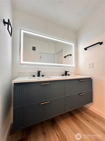 3711 Grandview Drive W, University Place, WA 98465