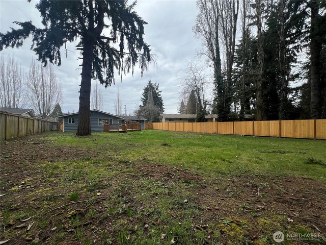 3711 Grandview Drive W, University Place, WA 98465