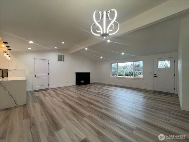 3711 Grandview Drive W, University Place, WA 98465