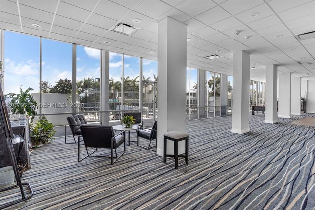 11930 N Bayshore Dr 704, North Miami, FL 33181