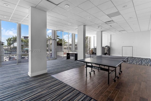 11930 N Bayshore Dr 704, North Miami, FL 33181