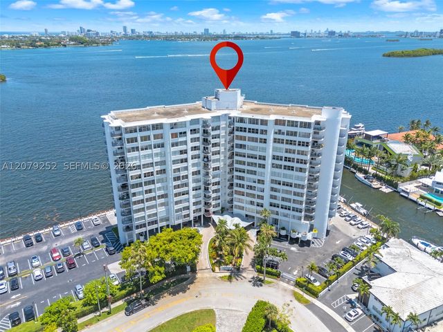 11930 N Bayshore Dr 704, North Miami, FL 33181