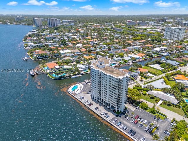 11930 N Bayshore Dr 704, North Miami, FL 33181