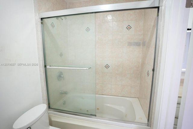 14295 Kendale Lakes Circle, Miami, FL 33183