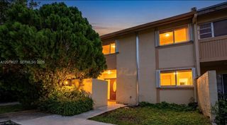 14295 Kendale Lakes Circle, Miami, FL 33183