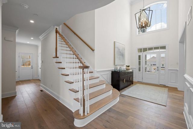 215 BELLFLOWER LN, Newtown Square, PA 19073