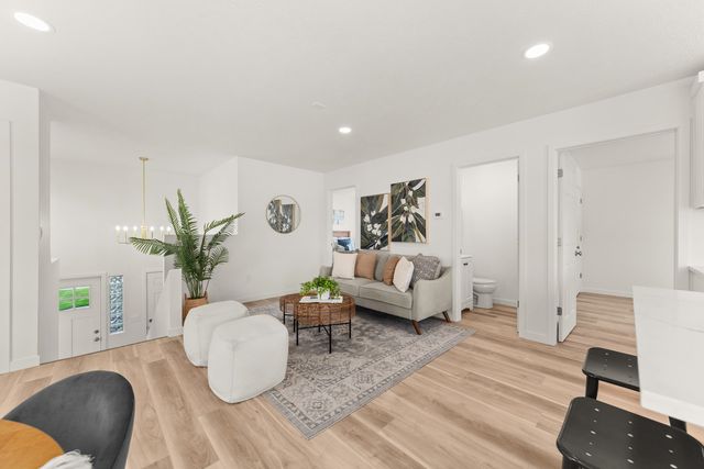 6109 E 8th Ave, Spokane, WA 99212
