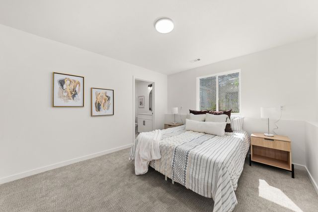 6109 E 8th Ave, Spokane, WA 99212