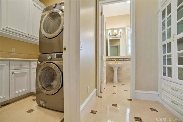 1 Marsh Creek, Laguna Niguel, CA 92677