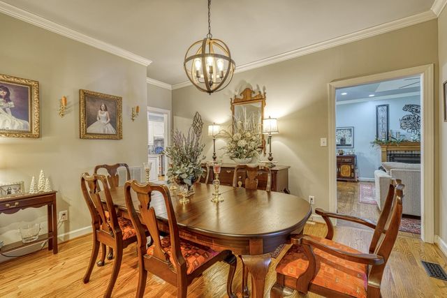 335 Hillcove Point, Wellford, SC 29385