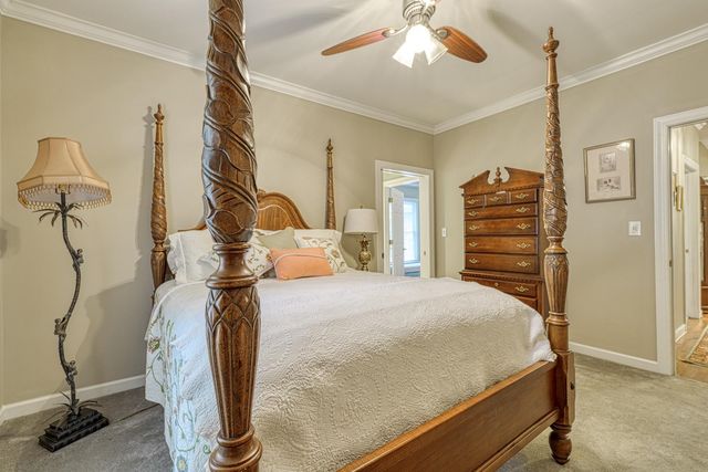 335 Hillcove Point, Wellford, SC 29385