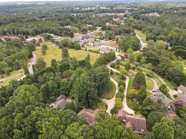 335 Hillcove Point, Wellford, SC 29385