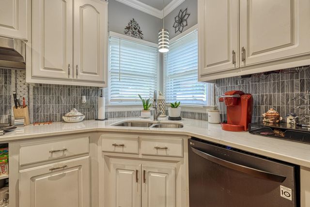 335 Hillcove Point, Wellford, SC 29385