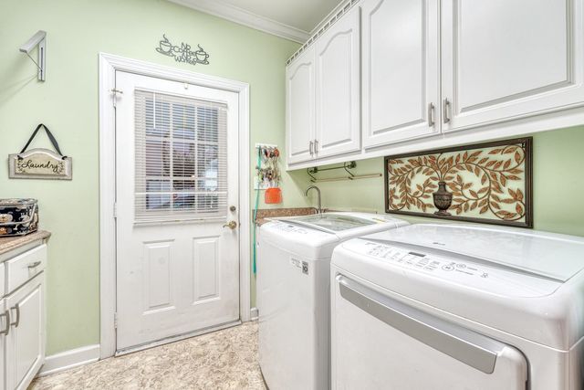 335 Hillcove Point, Wellford, SC 29385