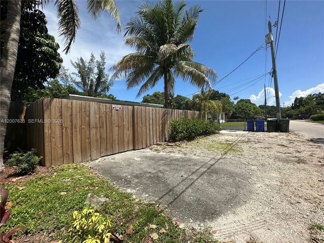 1140 NE 1st Ave 1140, Fort Lauderdale, FL 33304