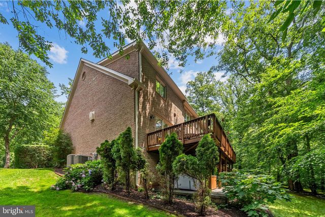 3431 PUTNAM ST, Falls Church, VA 22042