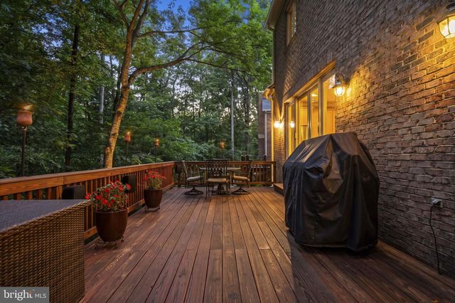 3431 PUTNAM ST, Falls Church, VA 22042